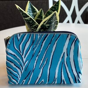 Estee Lauder Blue and White Patterned Cosmetic Pouch, New!